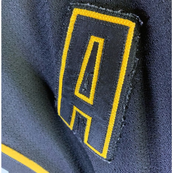 ❌SOLD❌ Ccm official nhl bobby orr Boston’s bruins throwback jersey - Picture 3 of 11